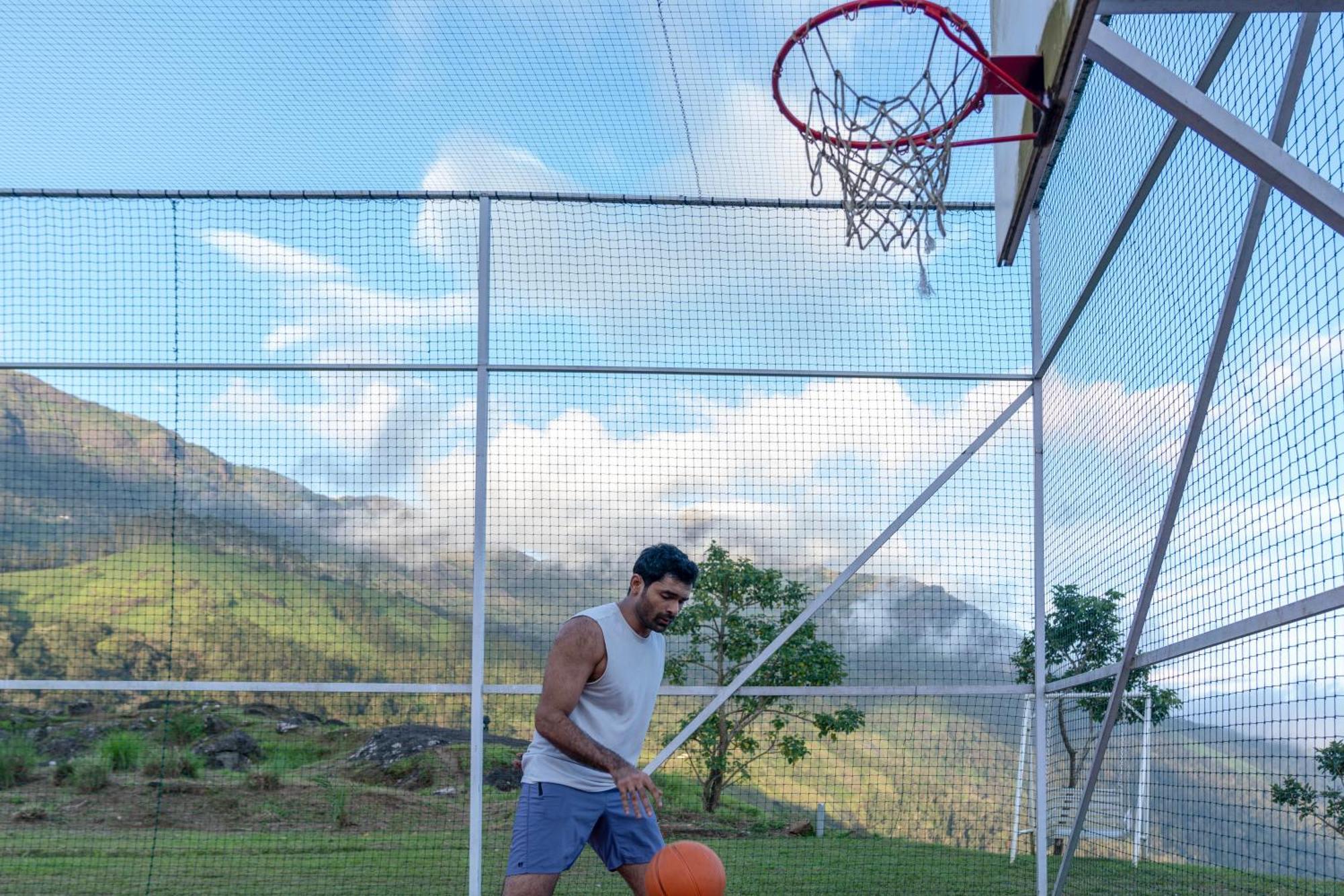 Le Montfort Resort Munnar Esterno foto
